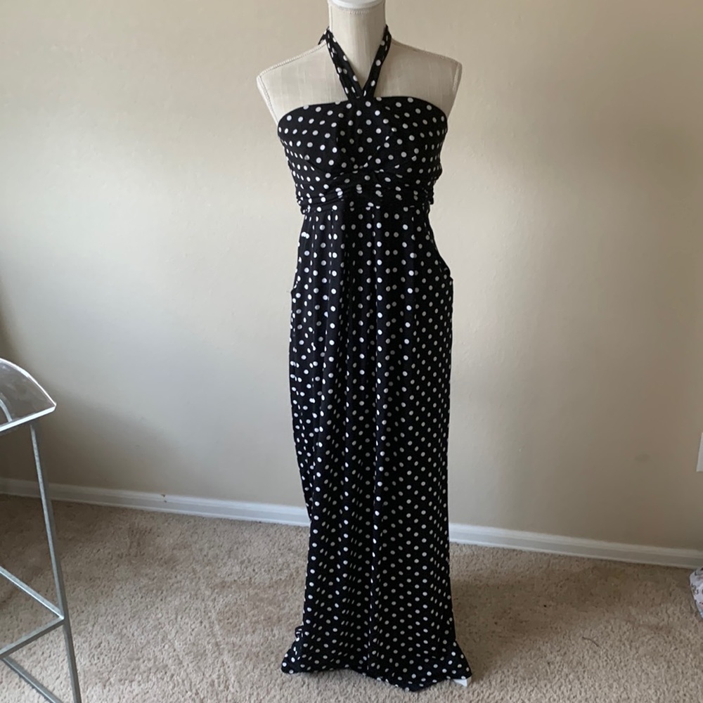 Polka Dot Halter Dress.. size Large, Excellent condition.